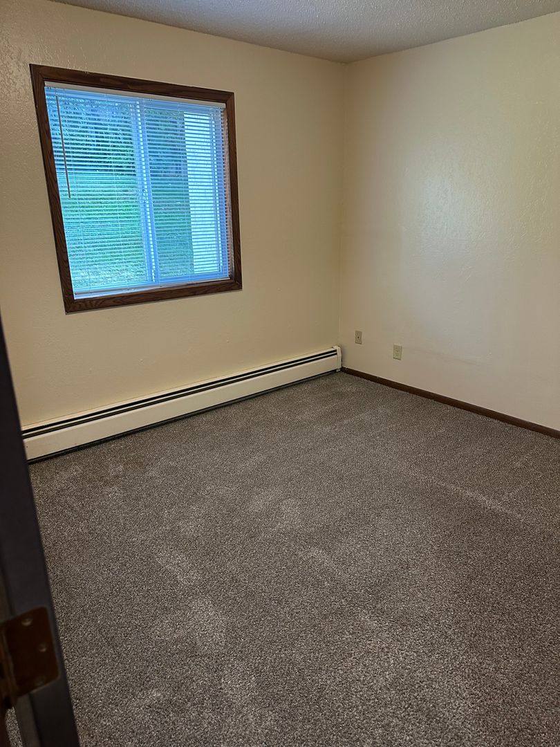 Apartment for rent at 525 6th Ave N, Saint Cloud, MN 56303