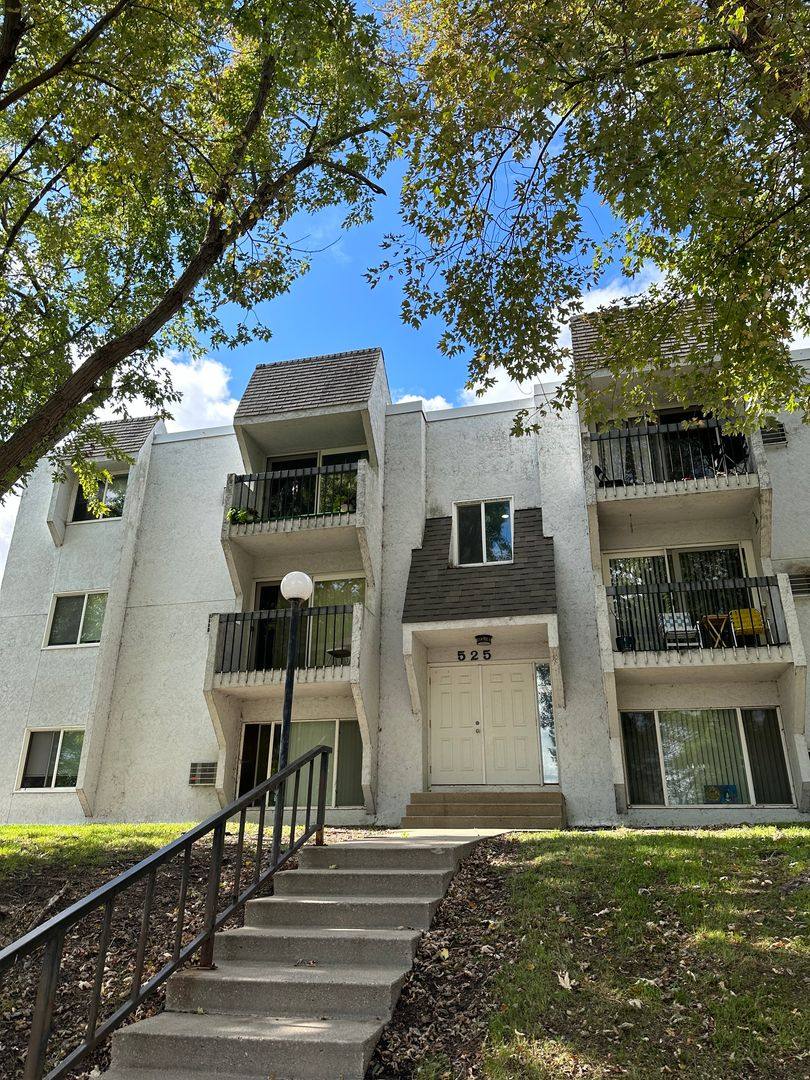 Apartment for rent at 525 6th Ave N, Saint Cloud, MN 56303