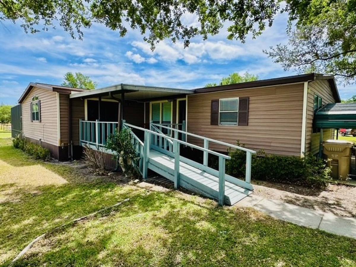 House for rent at 6814 Redwing Rd, Groveland, FL 34736