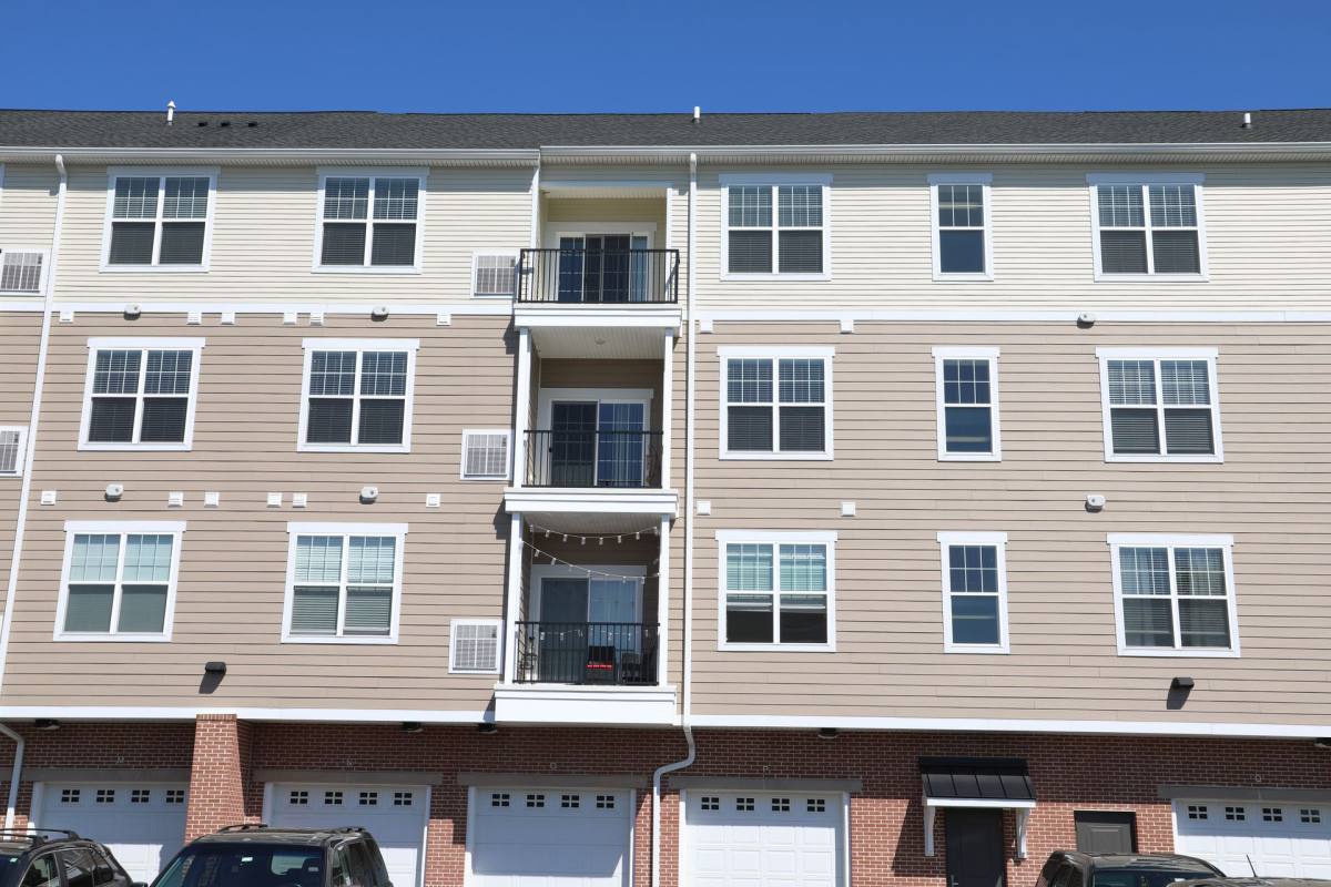 Apartment for rent at 12 S Maple Ave, Marlton, NJ 08053