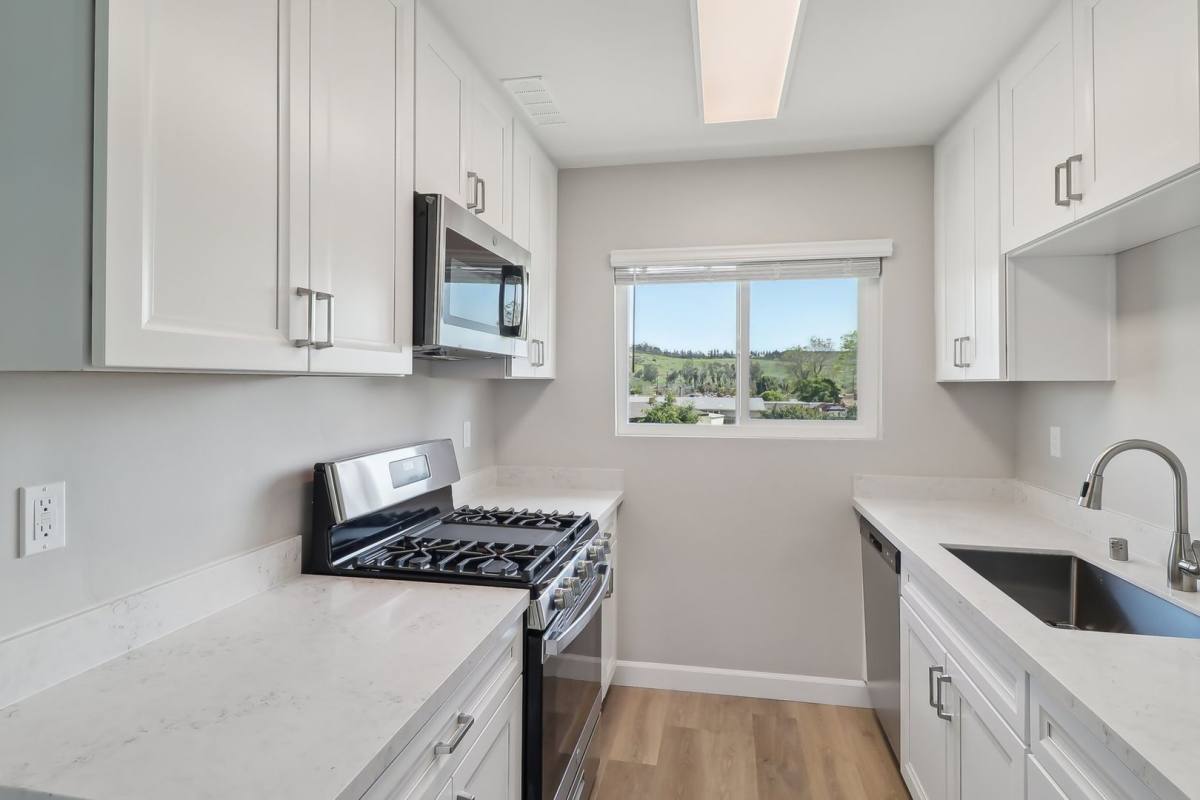 Apartment for rent at 13221 Carriage Rd, Poway, CA 92064