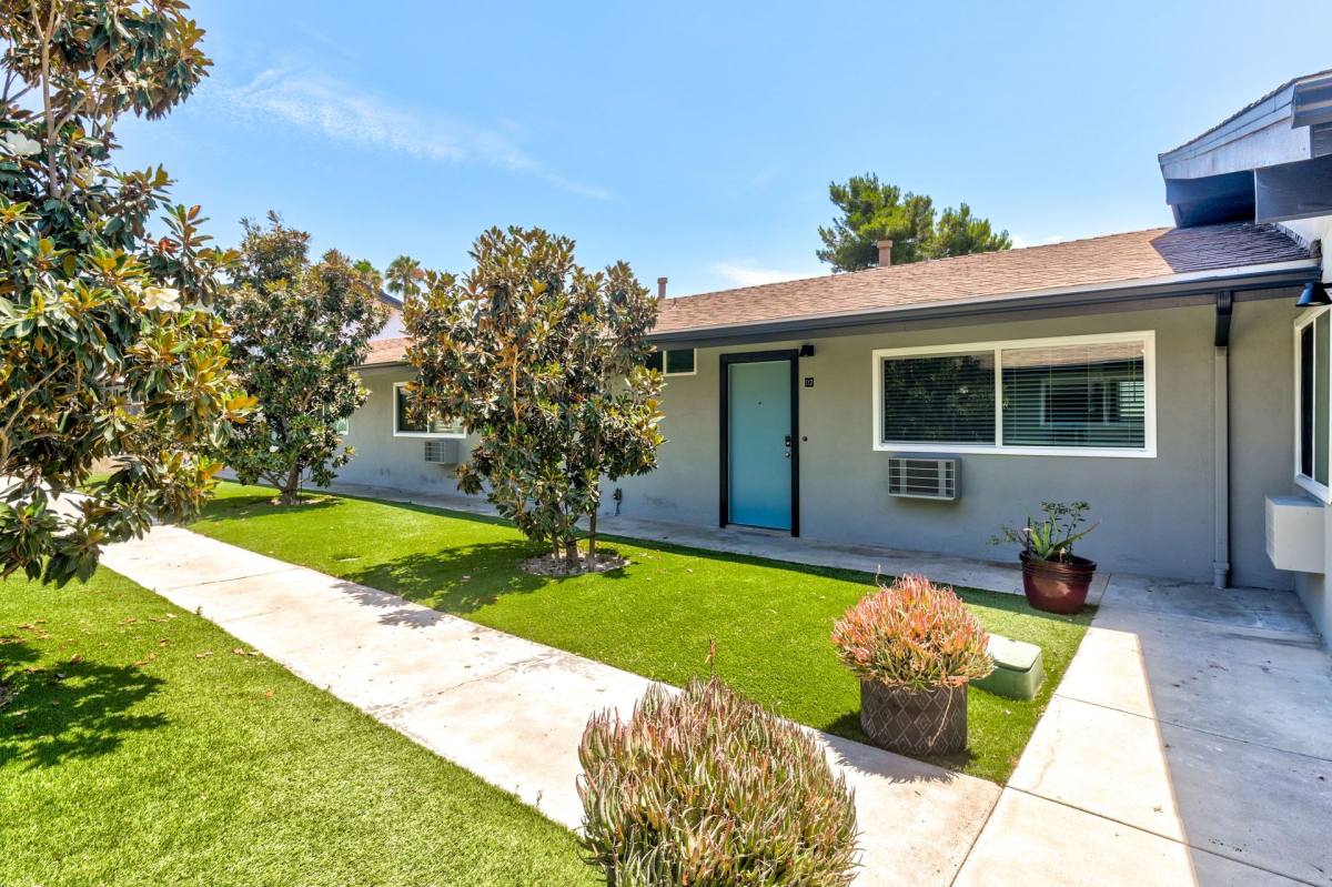 Apartment for rent at 13221 Carriage Rd, Poway, CA 92064