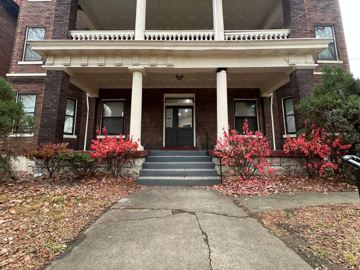 Apartment for rent at 1521 S 4th St, Louisville, KY 40208