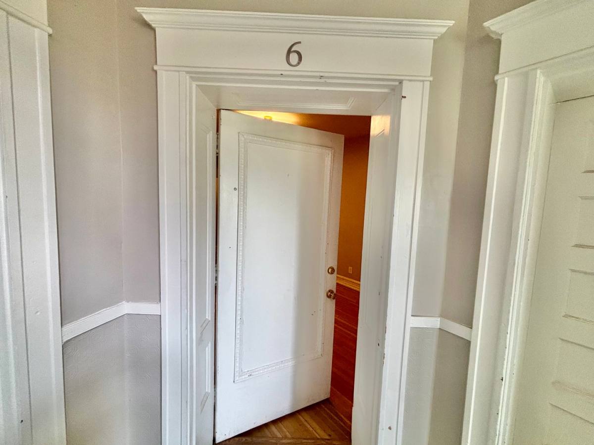 Apartment for rent at 1521 S 4th St, Louisville, KY 40208