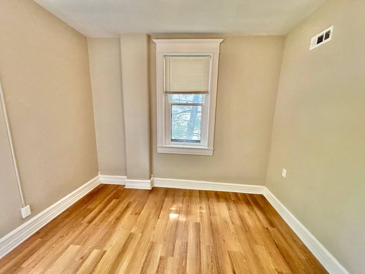 Apartment for rent at 1521 S 4th St, Louisville, KY 40208