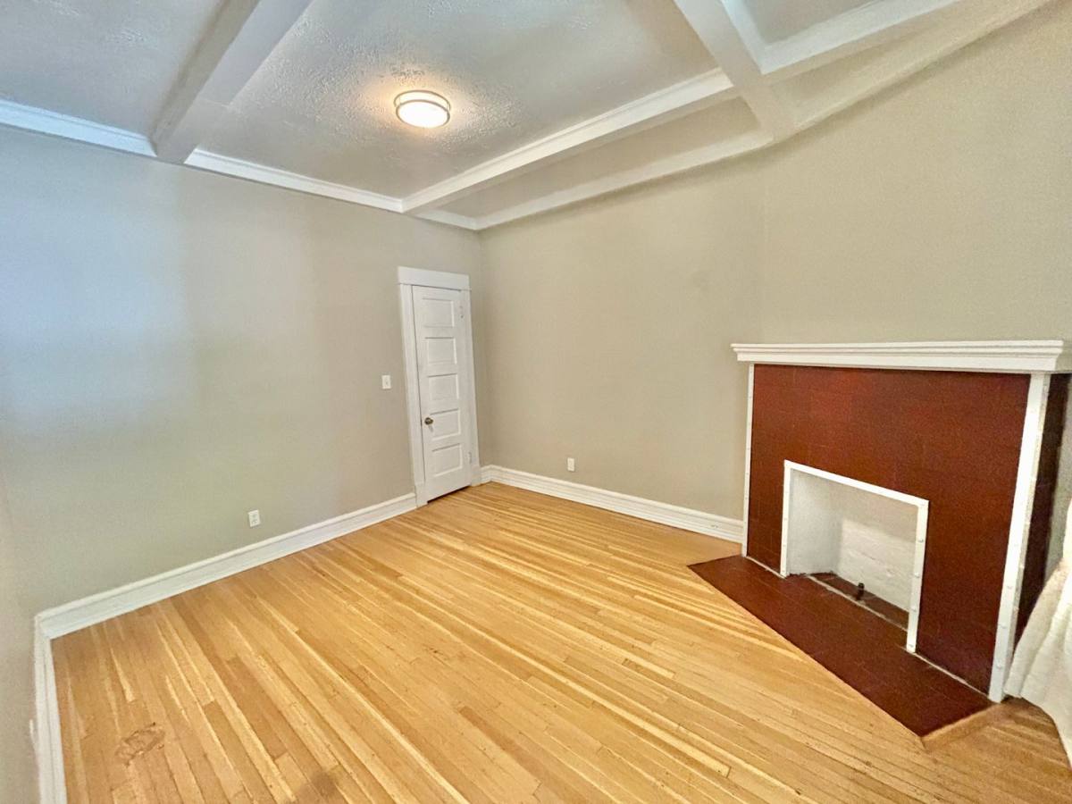 Apartment for rent at 1521 S 4th St, Louisville, KY 40208