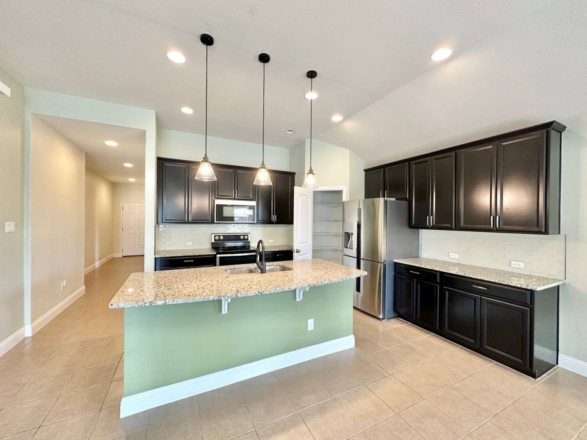 House for rent at 830 Old World Dr, Harker Heights, TX 76548