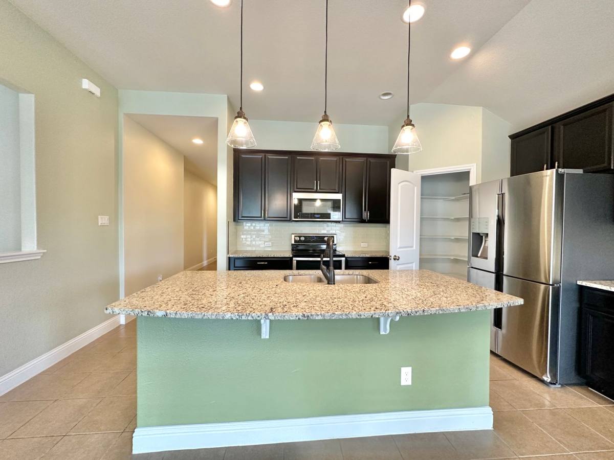 House for rent at 830 Old World Dr, Harker Heights, TX 76548