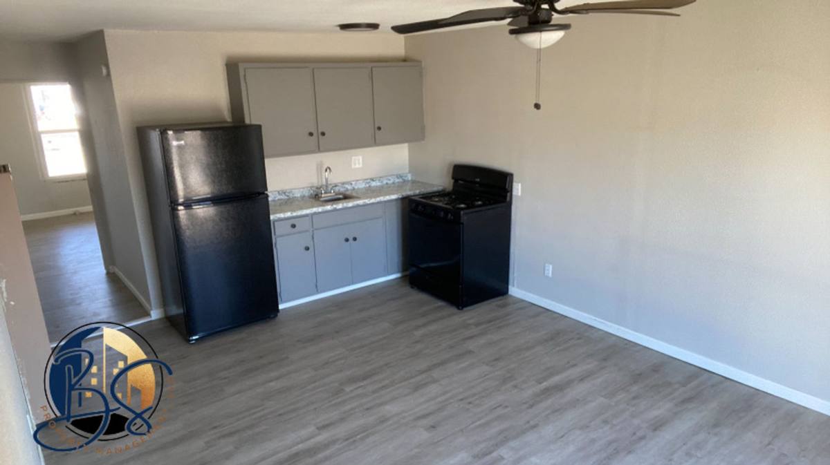 Apartment for rent at 1104 W Broadway, Webb City, MO 64870