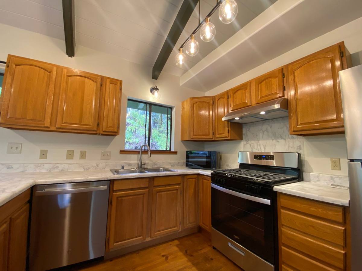 House for rent at 11-3816 10th St, Volcano, HI 96785