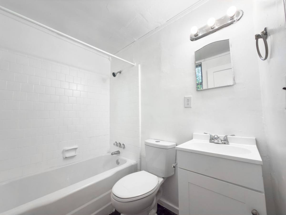 Apartment for rent at 2181 Eleanor Dr, Charleston, SC 29406