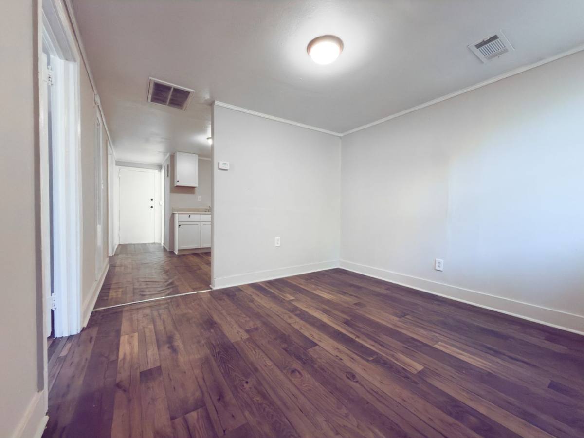 Apartment for rent at 2181 Eleanor Dr, Charleston, SC 29406