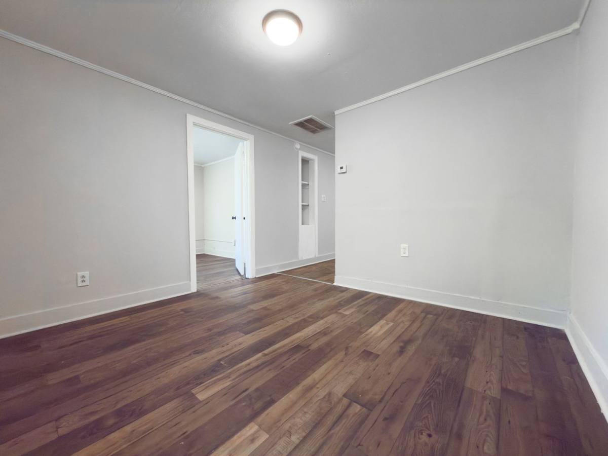 Apartment for rent at 2181 Eleanor Dr, Charleston, SC 29406
