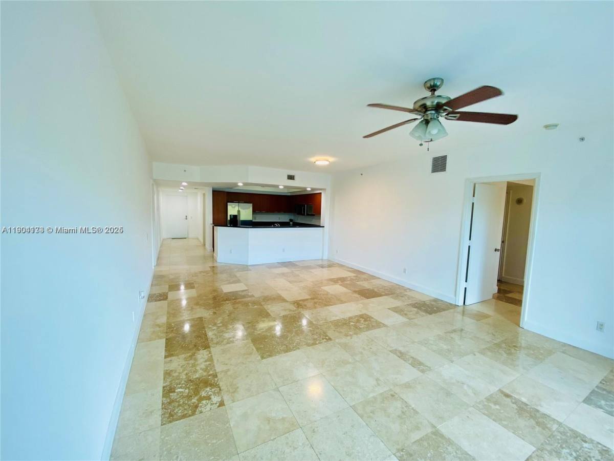 Apartment for rent at 14951 Royal Oaks Lane #405, Miami, FL 33181