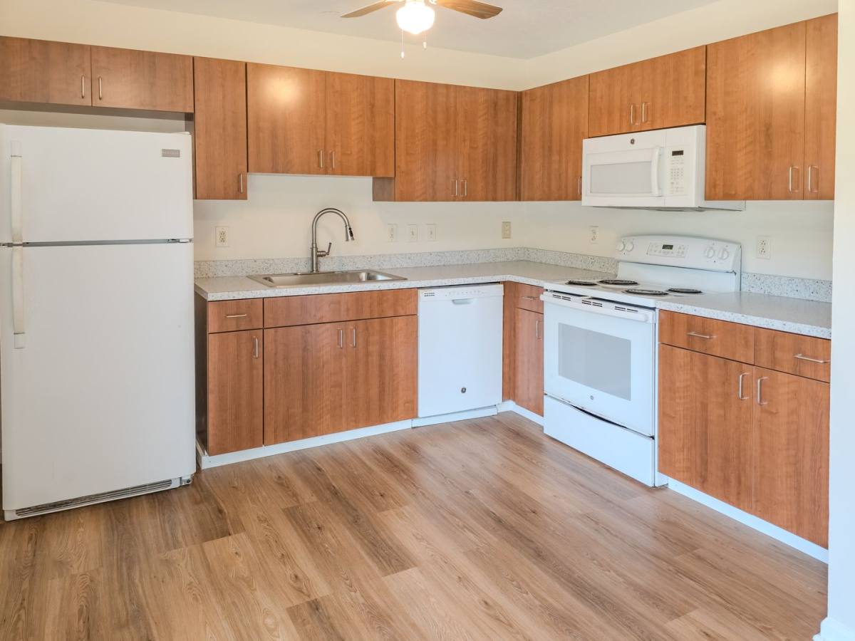 1424 Nolan Ave, Knoxville, TN 37921 - House for Rent - Image 2
