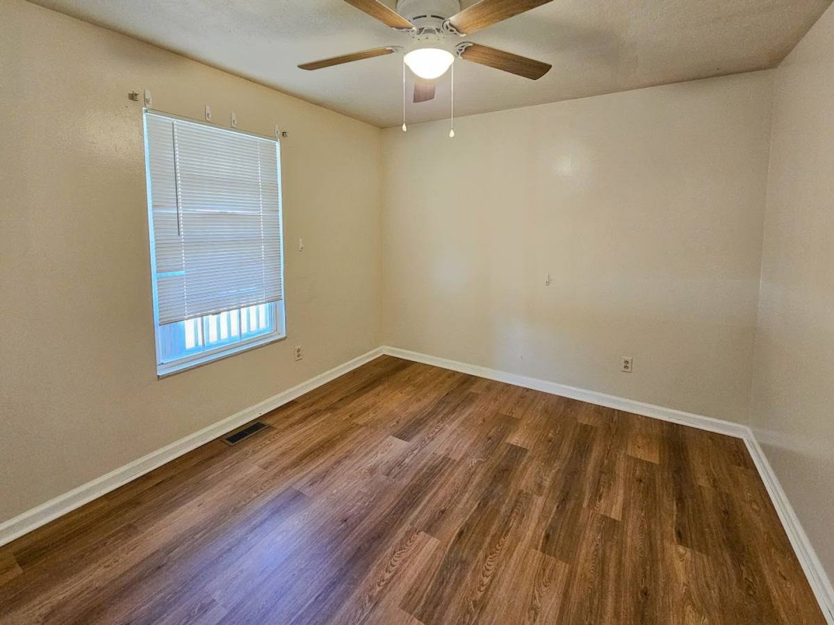House for rent at 1424 Nolan Ave, Knoxville, TN 37921