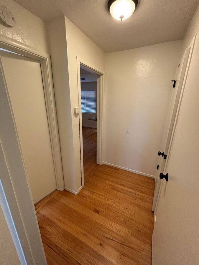 Apartment for rent at 414 Staten Ave #2F, Oakland, CA 94610