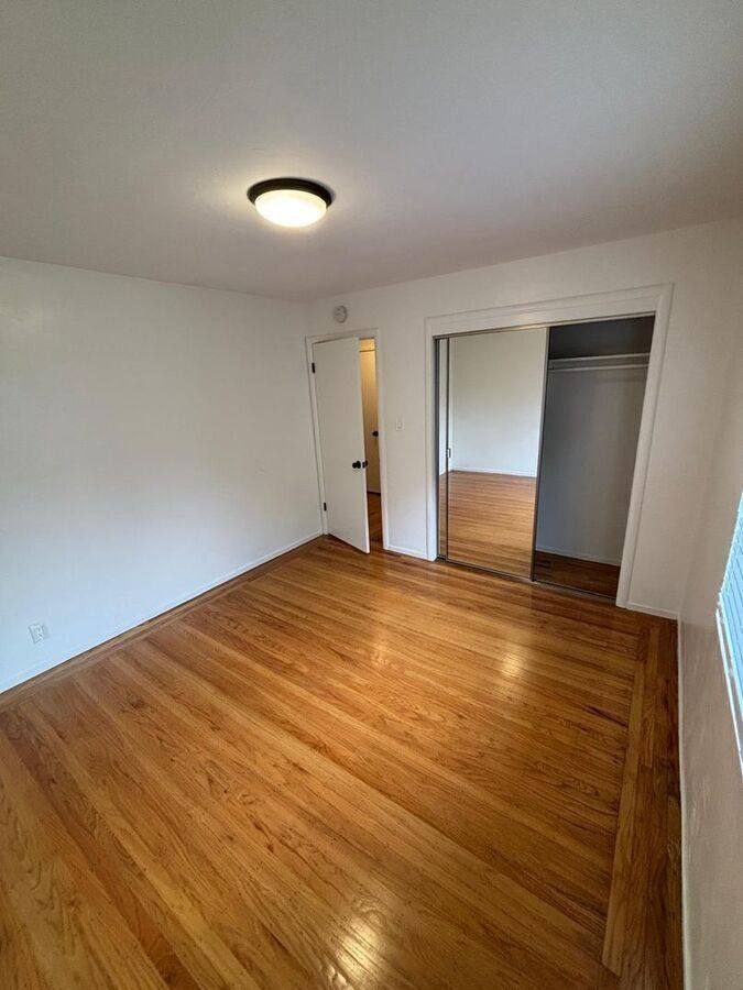 Apartment for rent at 414 Staten Ave #2F, Oakland, CA 94610