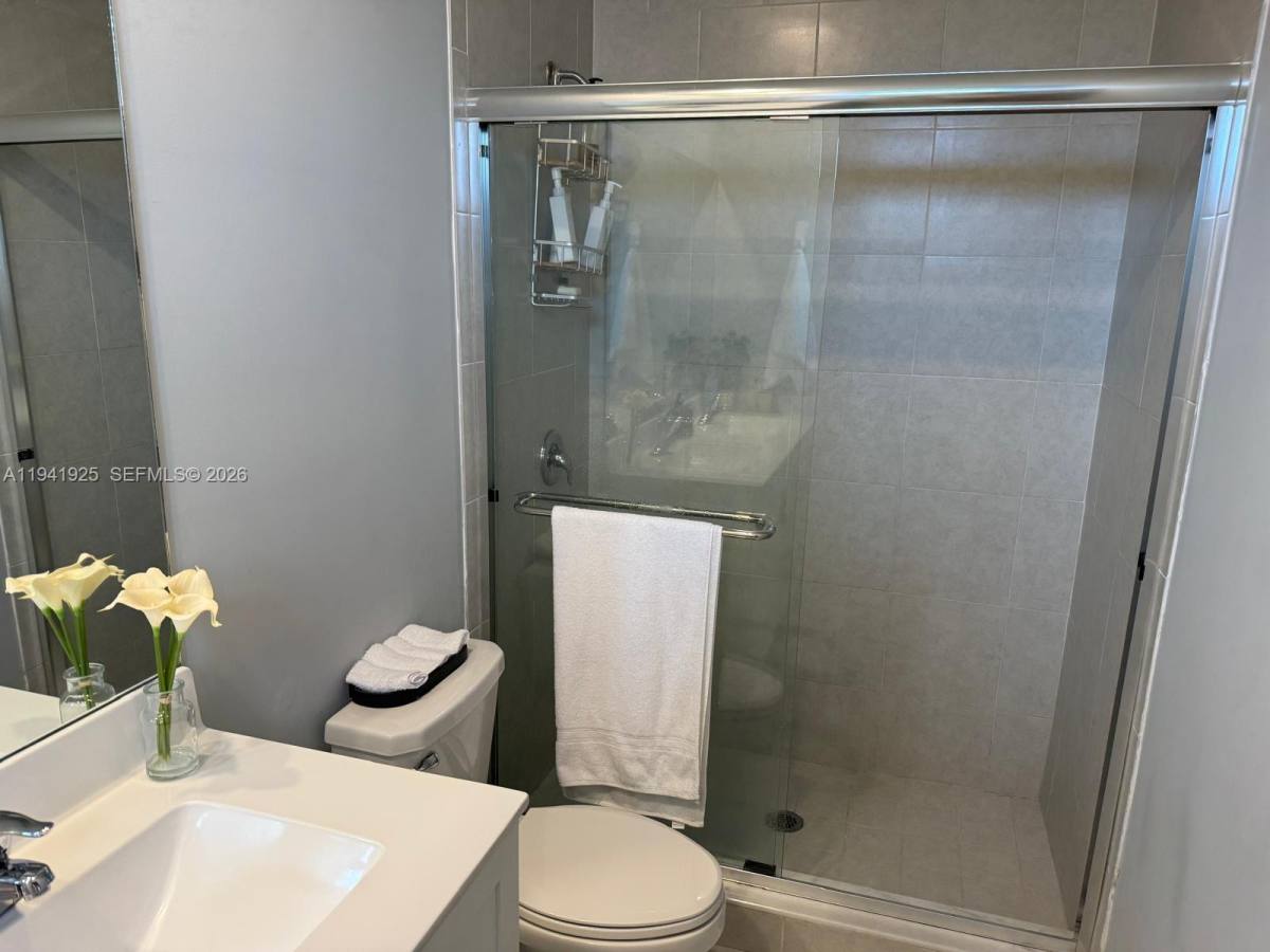 Townhouse for rent at 887 NE 211th St #887, Miami, FL 33179