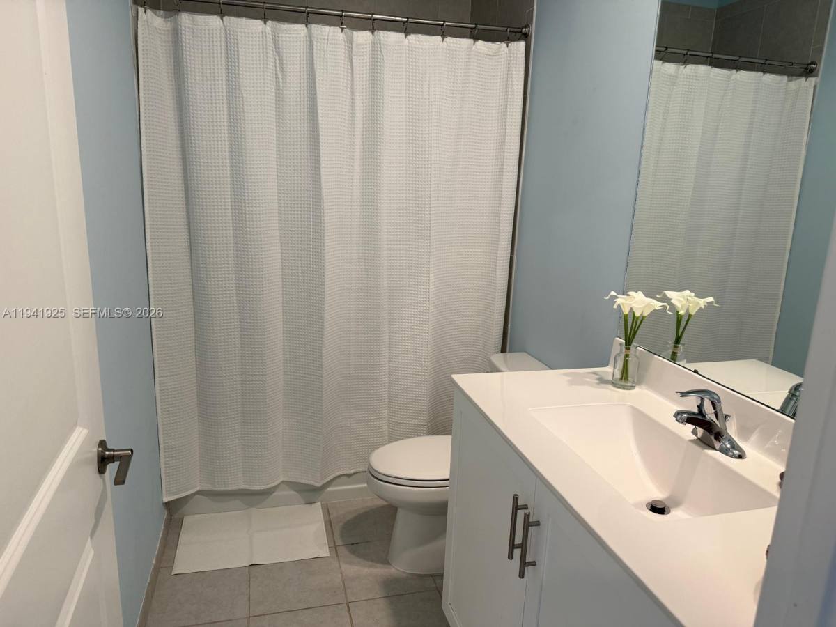 Townhouse for rent at 887 NE 211th St #887, Miami, FL 33179
