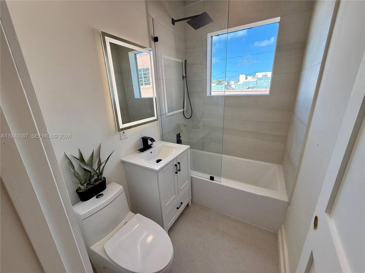 Apartment for rent at 1535 W Ave #1, Miami Beach, FL 33139