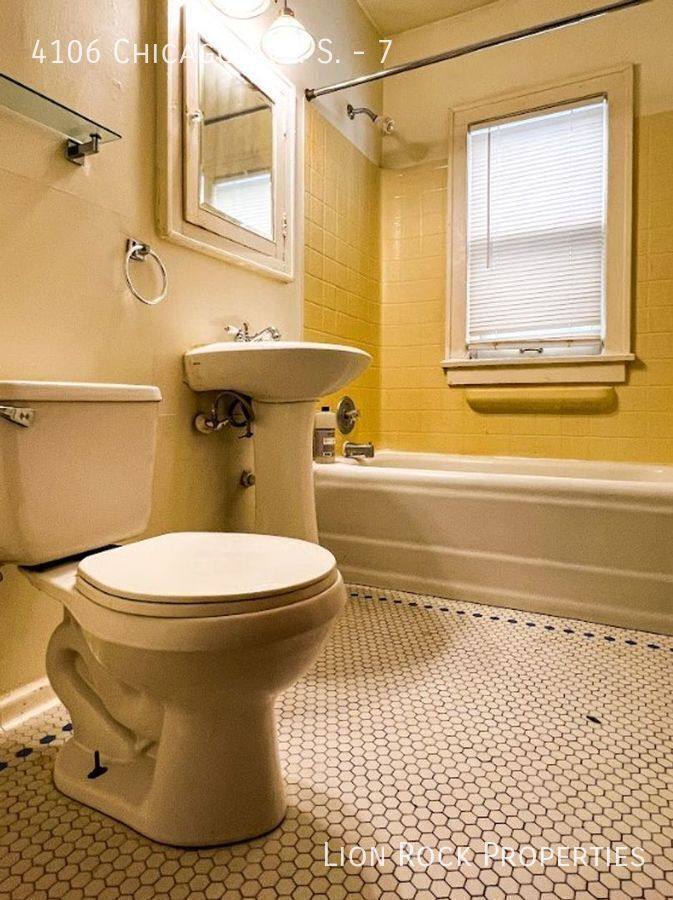 Apartment for rent at 4106 Chicago Ave S #7, Minneapolis, MN 55407