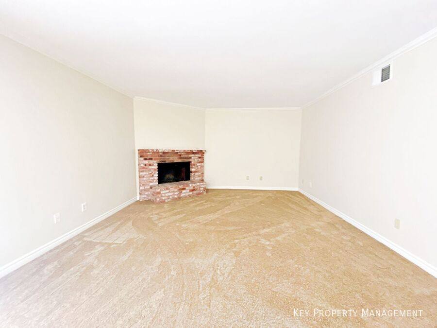 Condo for rent at 4431 Alexis Dr #423, Las Vegas, NV 89103