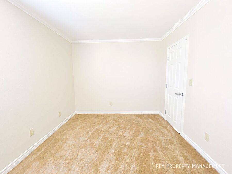 Condo for rent at 4431 Alexis Dr #423, Las Vegas, NV 89103