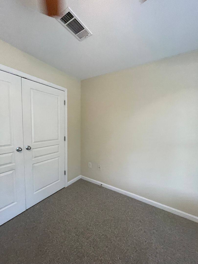 Apartment for rent at 1106 Tree Top Way, Knoxville, TN 37920