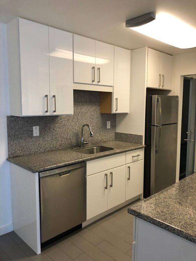 Apartment for rent at 290 Lee St #202, Oakland, CA 94610
