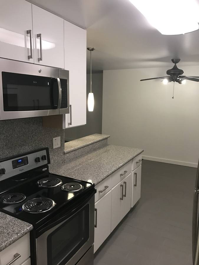 Apartment for rent at 290 Lee St #202, Oakland, CA 94610