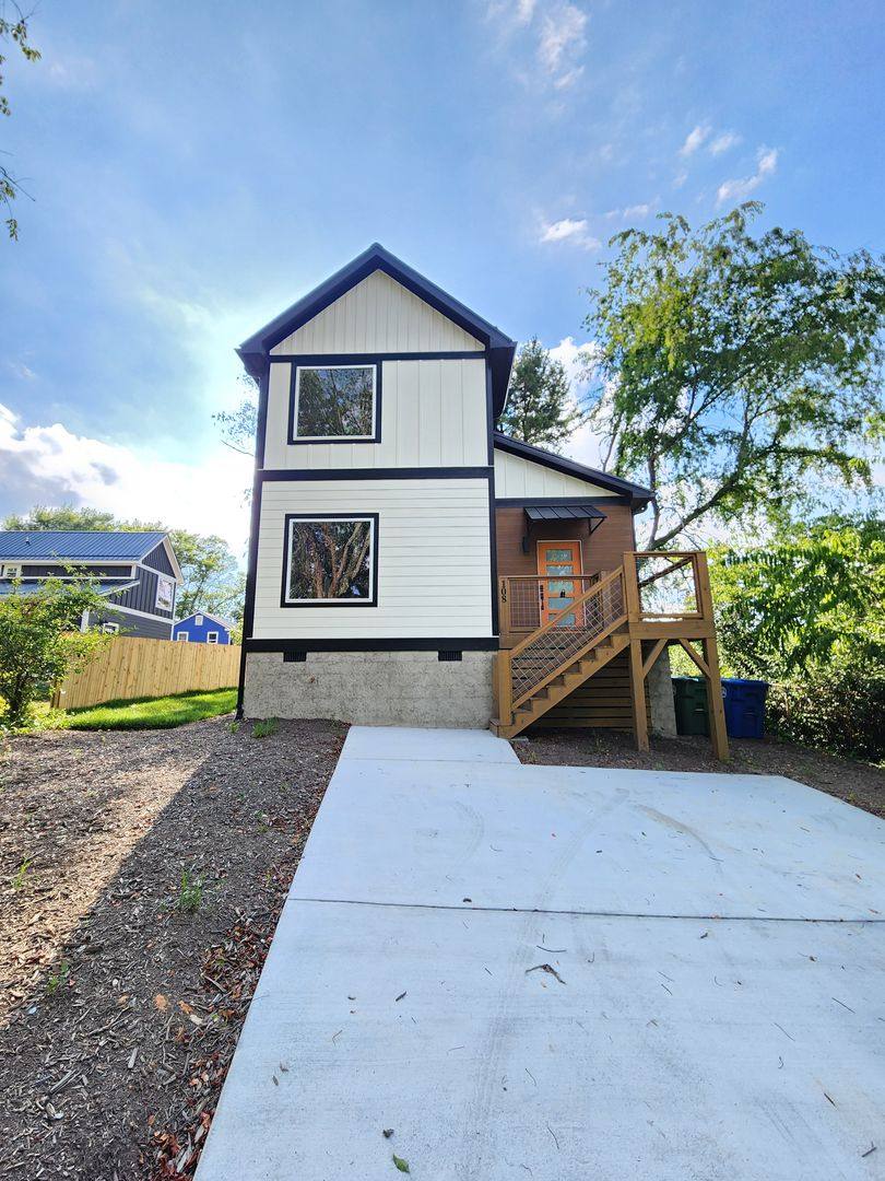 House for rent at 108 Tracy Ave, Asheville, NC 28806