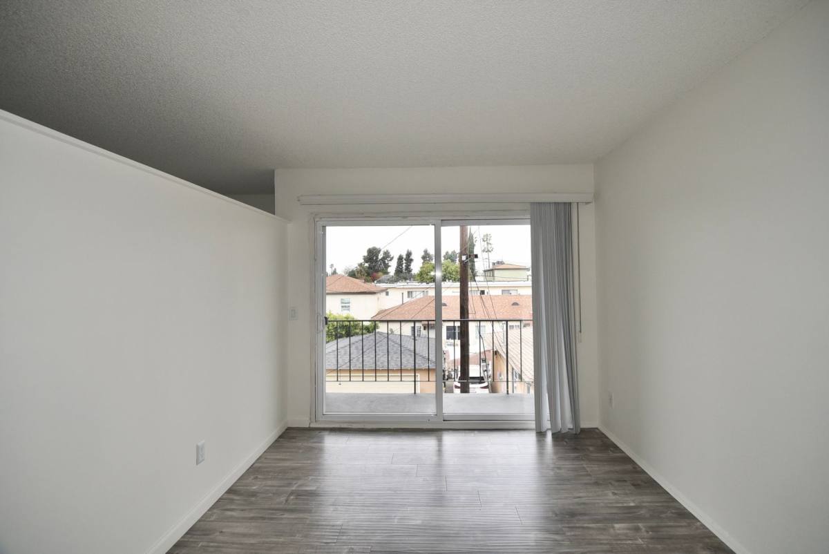 Apartment for rent at 13800 Sherman Way, Van Nuys, CA 91405