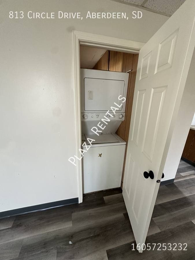 Apartment for rent at 405 S 8th St #5, Aberdeen, SD 57401
