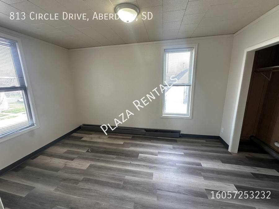 Apartment for rent at 405 S 8th St #5, Aberdeen, SD 57401