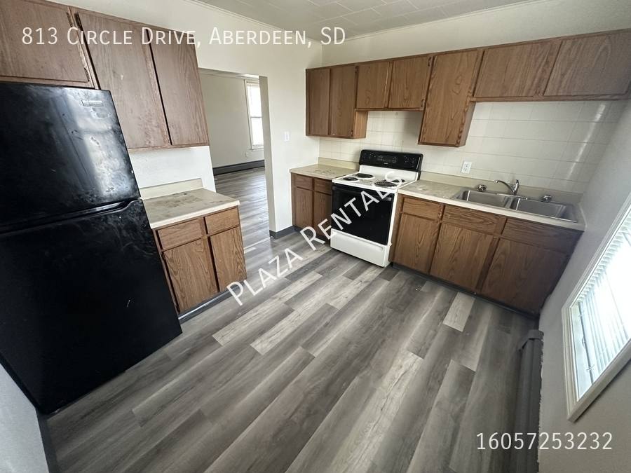 Apartment for rent at 405 S 8th St #5, Aberdeen, SD 57401