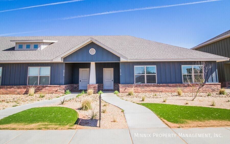 Townhouse for rent at 6912 21st St, Lubbock, TX 79407