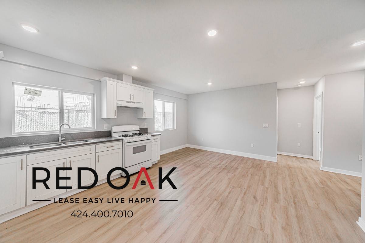 Condo for rent at 923 W 75th St #931 3 4, Los Angeles, CA 90043