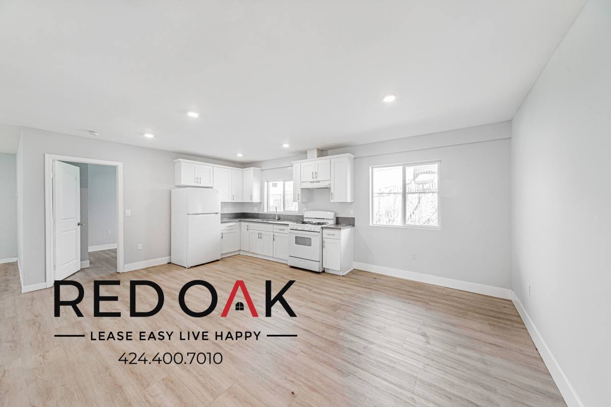 Condo for rent at 923 W 75th St #931 3 4, Los Angeles, CA 90043