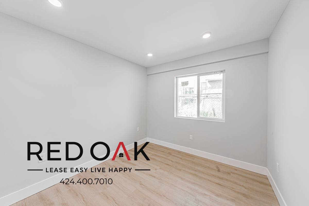 Condo for rent at 923 W 75th St #931 3 4, Los Angeles, CA 90043