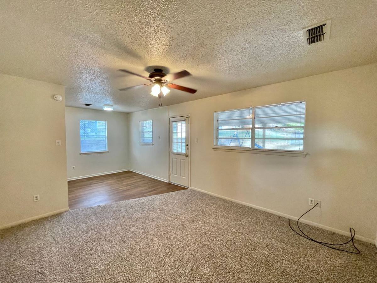House for rent at 1404 Cross St, Copperas Cove, TX 76522