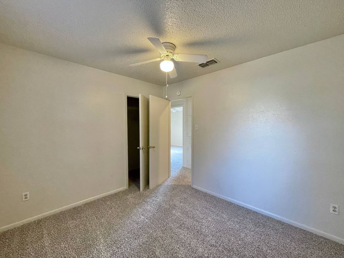 House for rent at 1404 Cross St, Copperas Cove, TX 76522