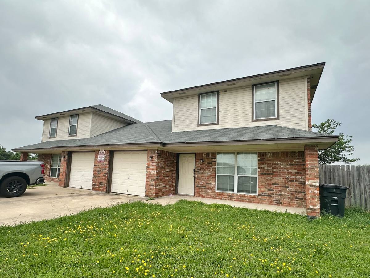 Townhouse for rent at 4004 Eula Bea Court, Killeen, TX 76549