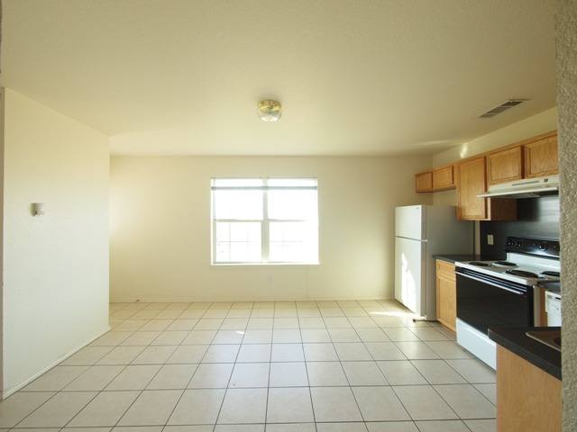 Townhouse for rent at 4004 Eula Bea Court, Killeen, TX 76549