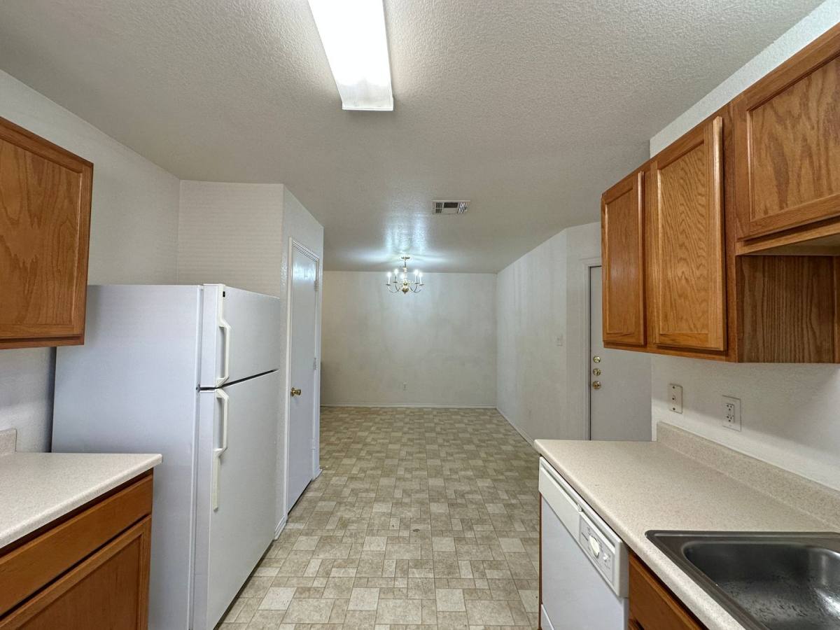 Townhouse for rent at 5300 Lauren Lea Dr, Killeen, TX 76549