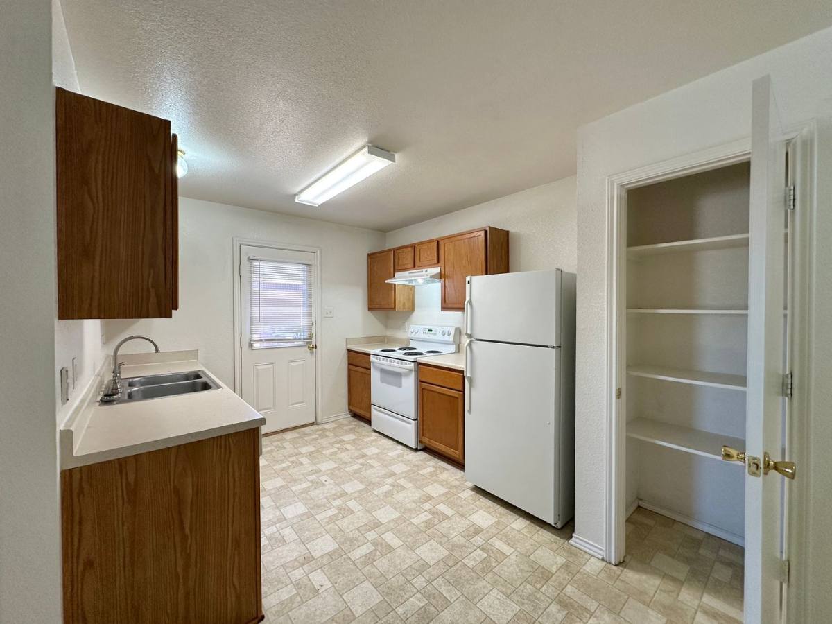 Townhouse for rent at 5300 Lauren Lea Dr, Killeen, TX 76549
