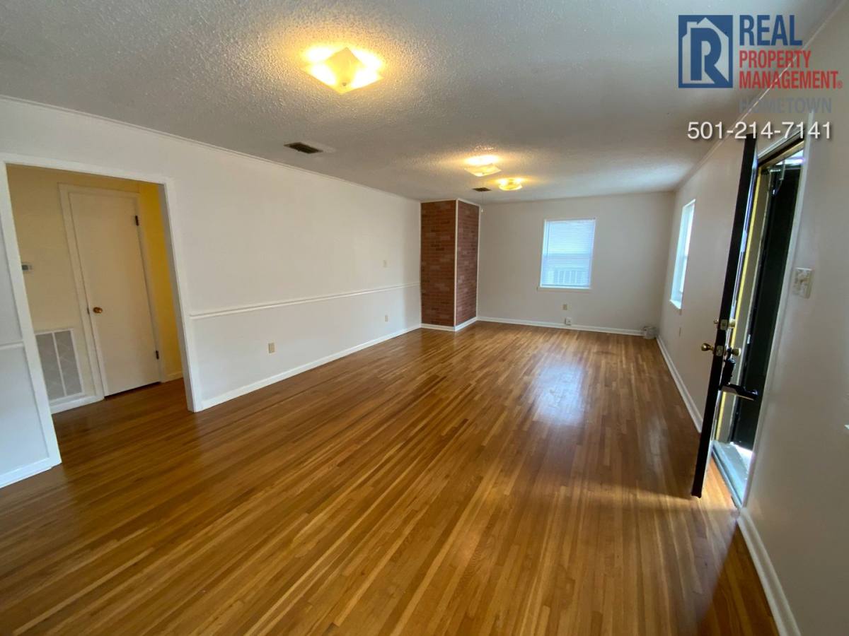 House for rent at 711 W 54th St, North Little Rock, AR 72118