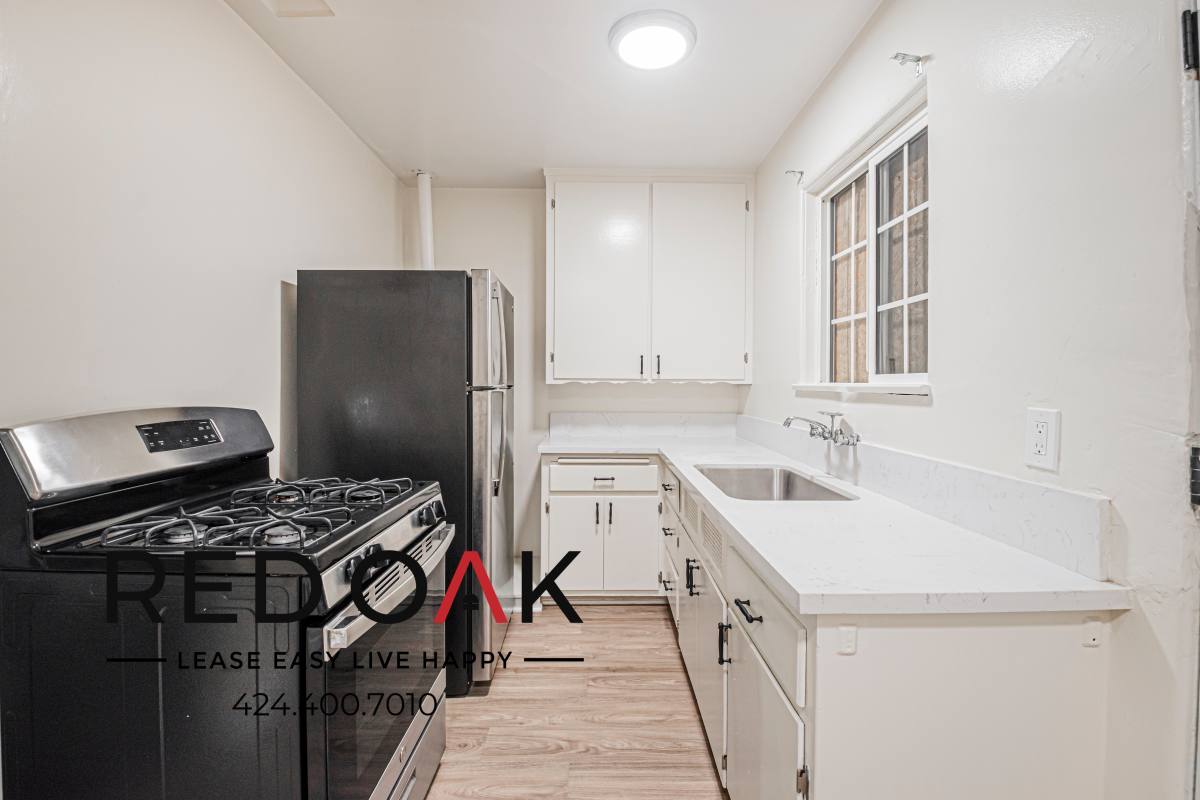 Condo for rent at 2417 W Vernon Ave #2427, Los Angeles, CA 90008