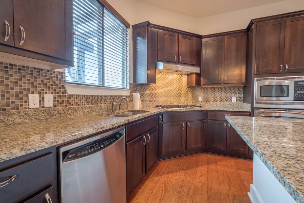 Townhouse for rent at 8110 Ranch Rd, Austin, TX 78730