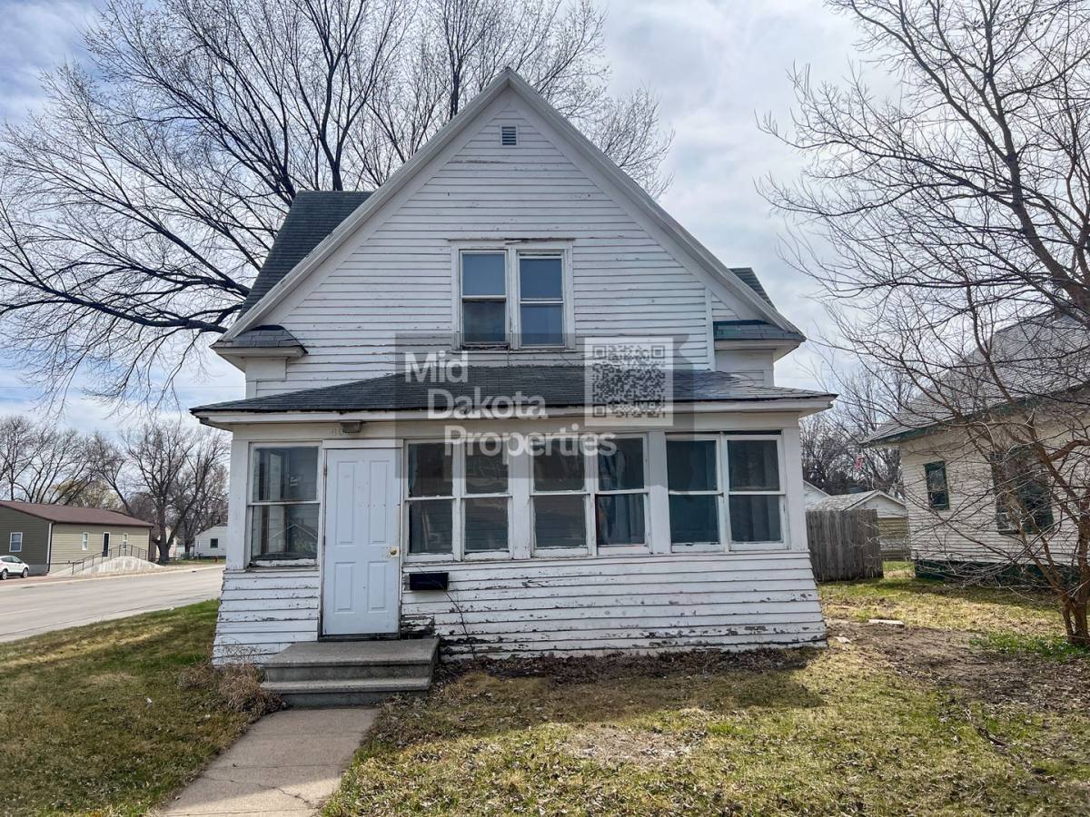 House for rent at 401 W 11th, Mitchell, SD 57301